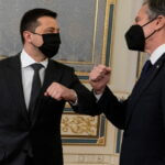 Blinken visits Ukraine as U.S. boosts military support by $200 million, urges Russia to choose a "peaceful path"
