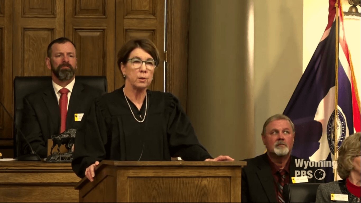 Chief Justice Fox: Wyoming struggling to keep and attract court clerks and judges