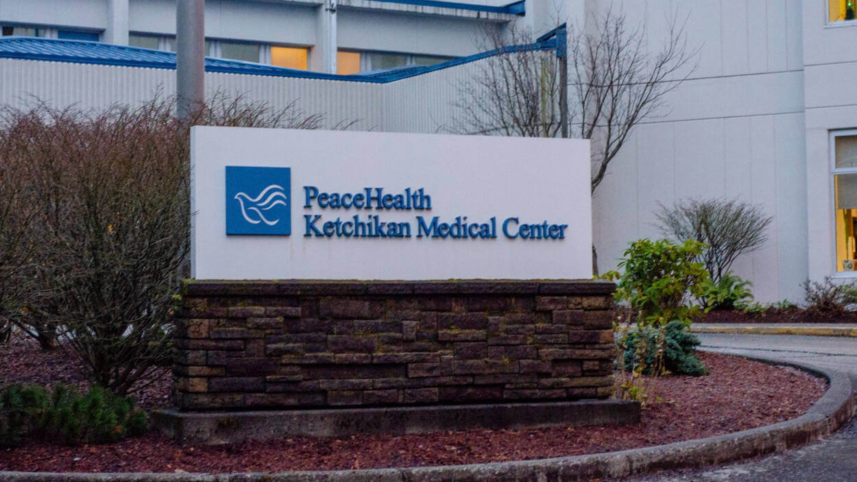 Former PeaceHealth nurses accuse hospital system of culture of retaliation against employees