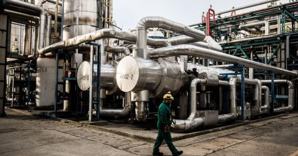 Guerra Rusia-Ucrania: el petrleo se dispara a u$s 113 mientras los grandes consumidores boicotean el crudo ruso